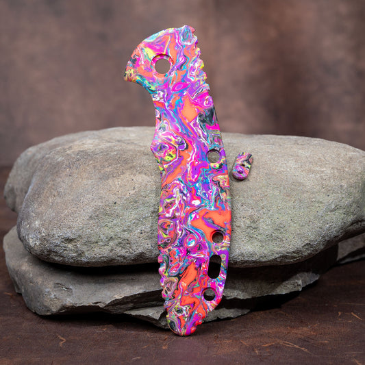 Hinderer XM - 18 3.5" Scale - Jerry Jizz Resin Smooth w/ Filler - Flaming Gorilla