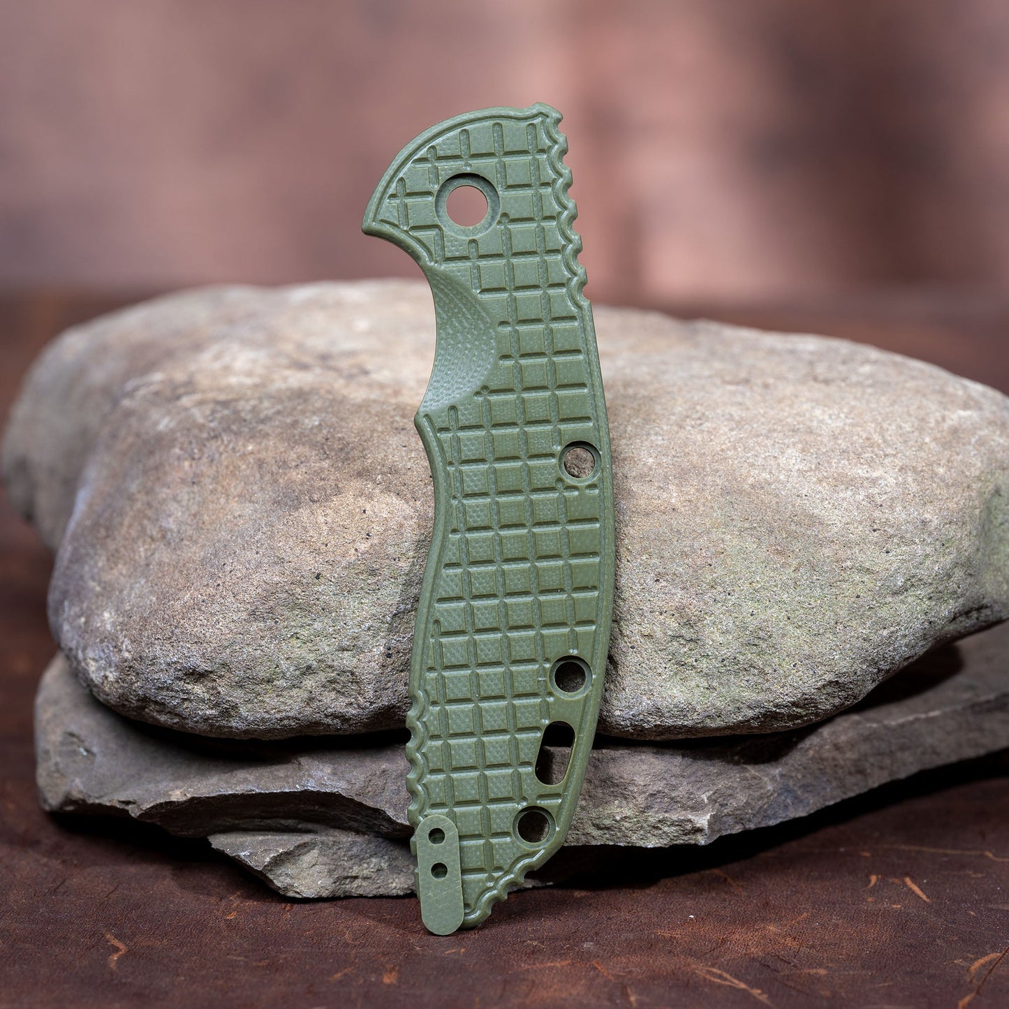 Hinderer XM - 18 3.5" Scale - OD Green G - 10 Frag Milling w/ Filler - Flaming Gorilla