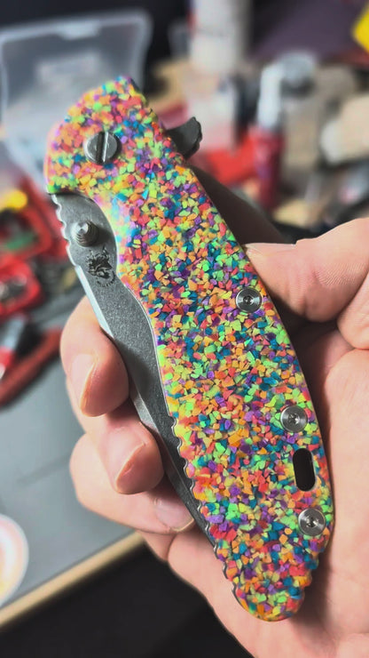 Hinderer XM-18 3.5" Scale - Multicolor Skurfetti w/ Filler