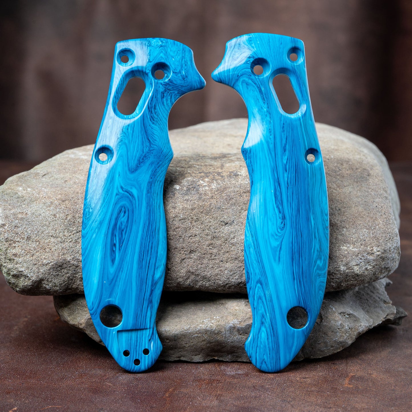 Spyderco Manix 2 FATASS Scales - Typhoon Blue Juma - Flaming Gorilla