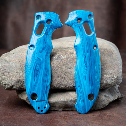 Spyderco Manix 2 FATASS Scales - Typhoon Blue Juma - Flaming Gorilla