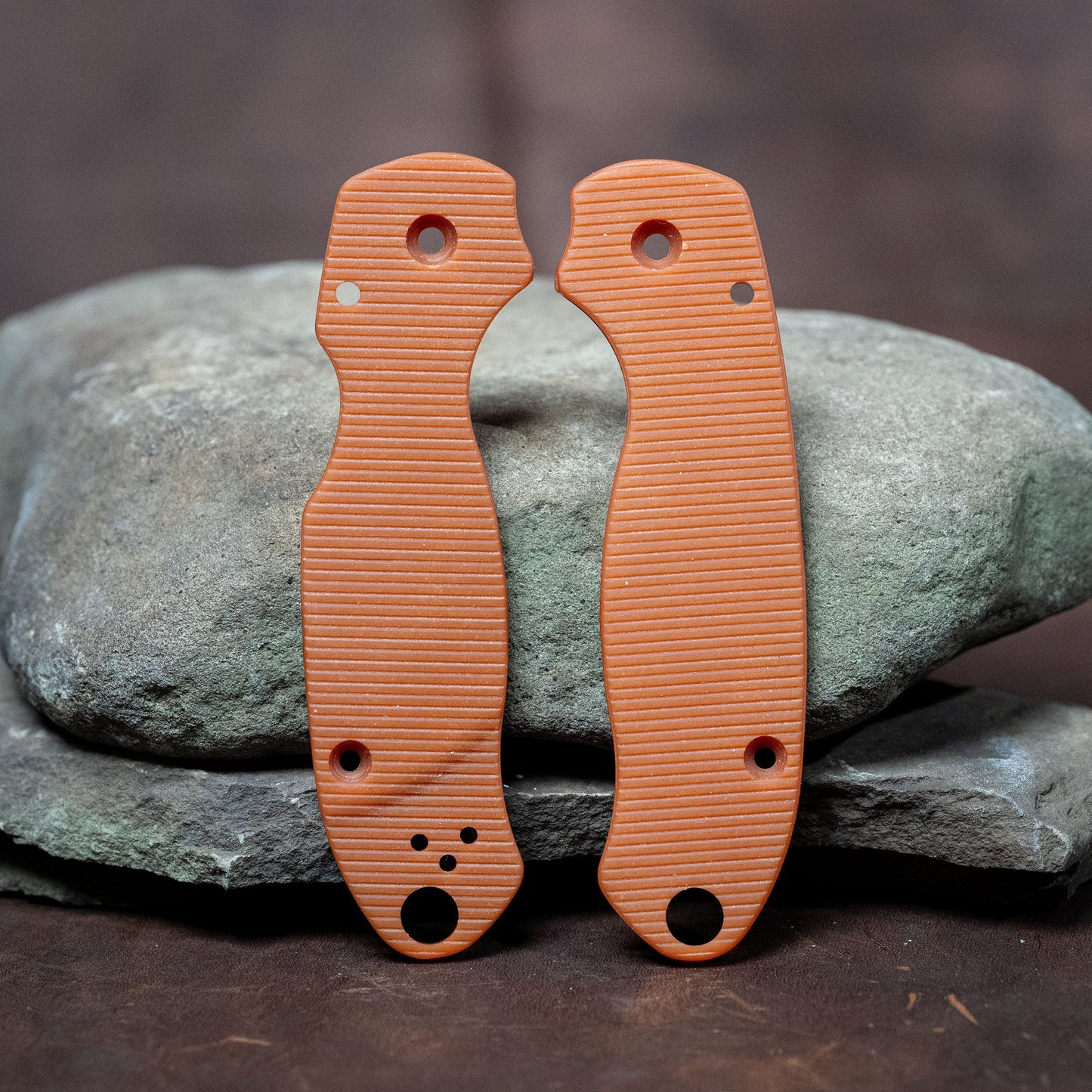 Spyderco Para 3 Scales - Contoured Orange Horizontal Milled Paper Micarta - Flaming Gorilla