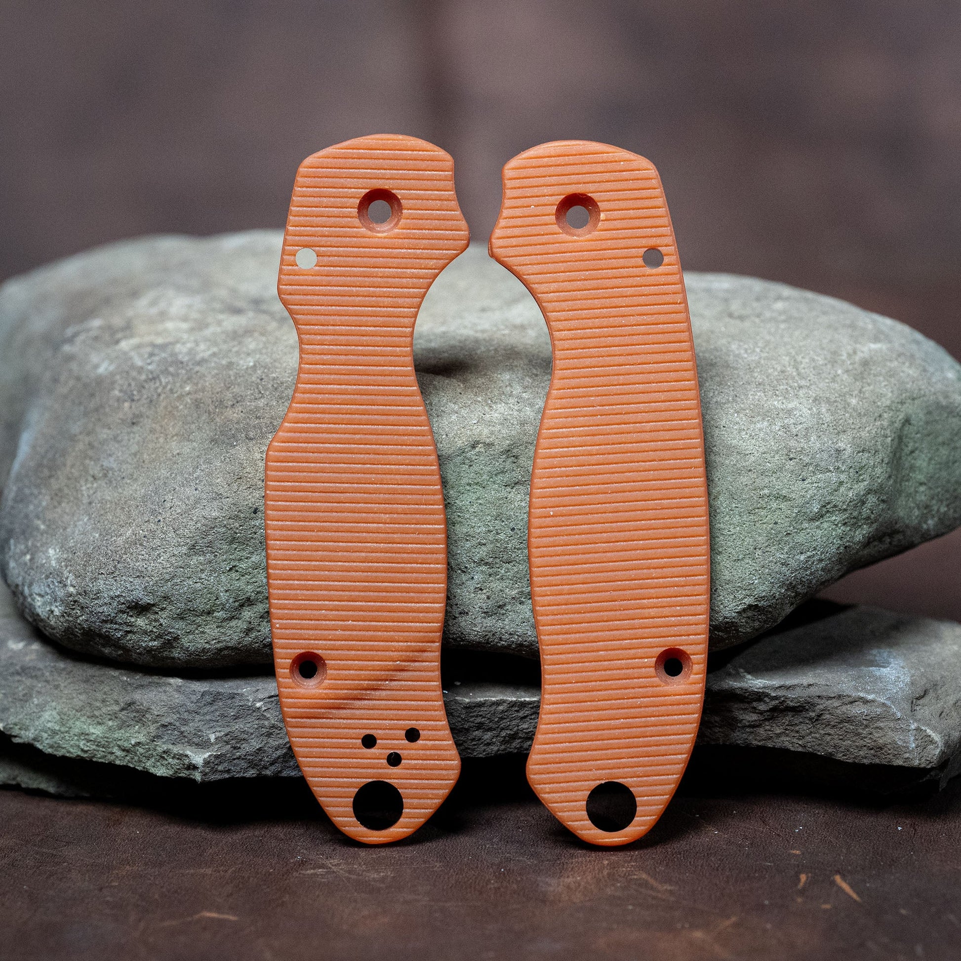 Spyderco Para 3 Scales - Contoured Orange Horizontal Milled Paper Micarta - Flaming Gorilla