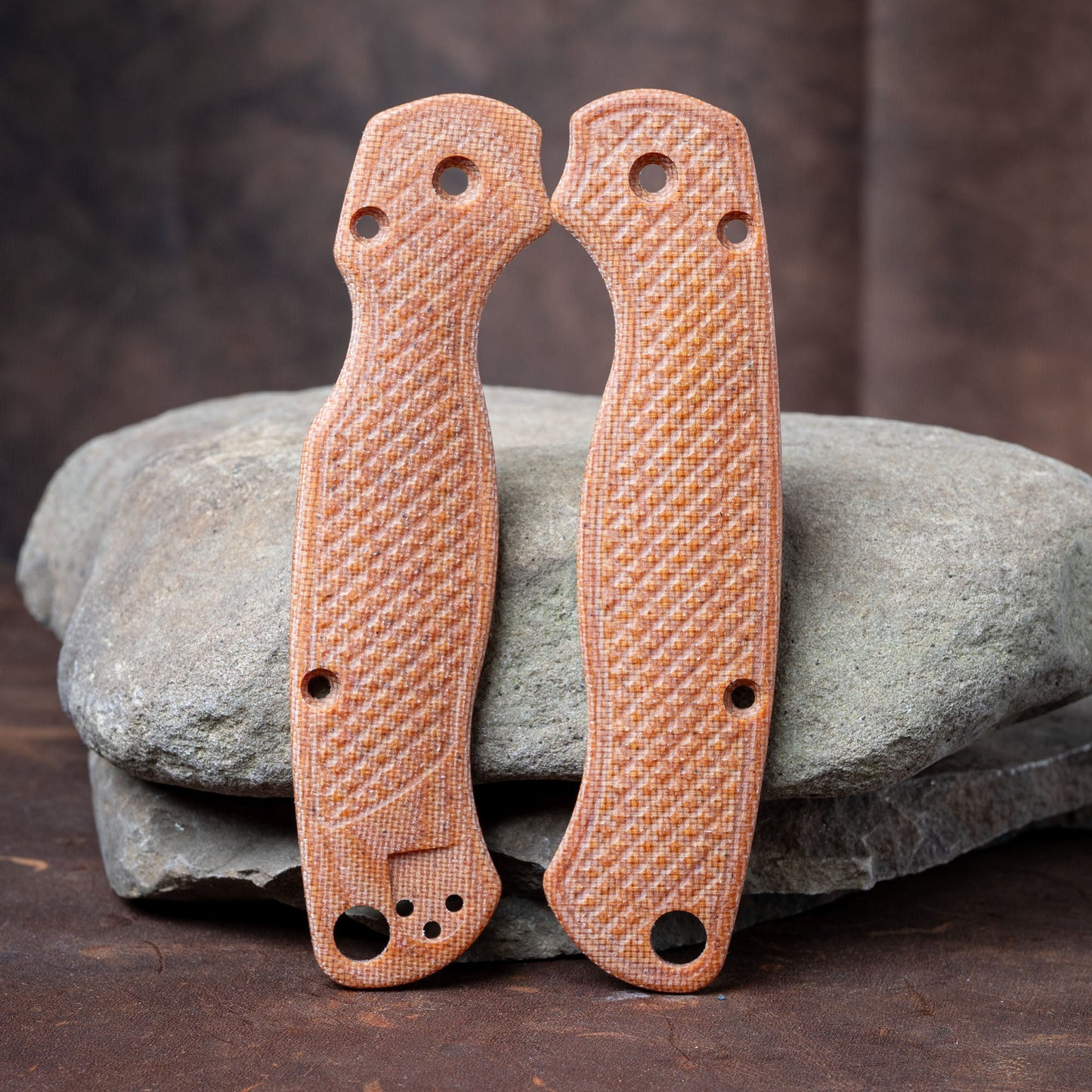 Spyderco Paramilitary 2 (PM2) FATASS Scales - Natural Micarta with Pistol Milling - Flaming Gorilla