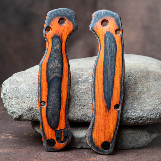 Spyderco Paramilitary 2 (PM2) FATASS Scales - Rustic Wood Laminate - Flaming Gorilla